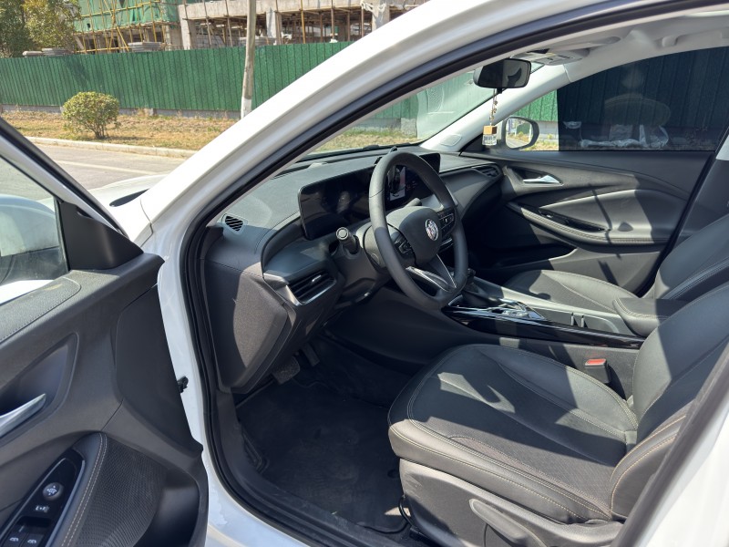 盐城24年别克威朗6