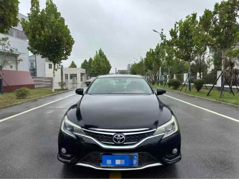 无锡14年丰田锐志1