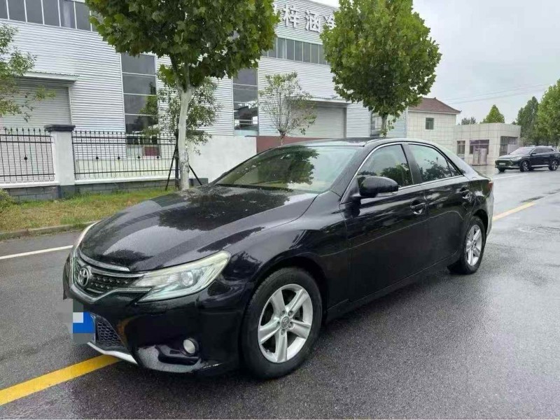 无锡14年丰田锐志2