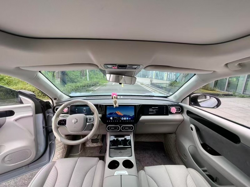 常德23年零跑汽车C119