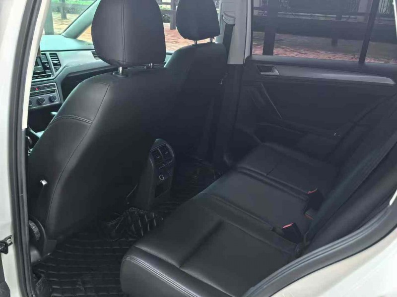 常德18年大众高尔夫7