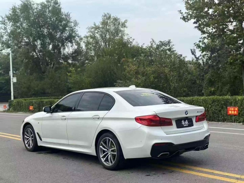 枣庄19年宝马5系9