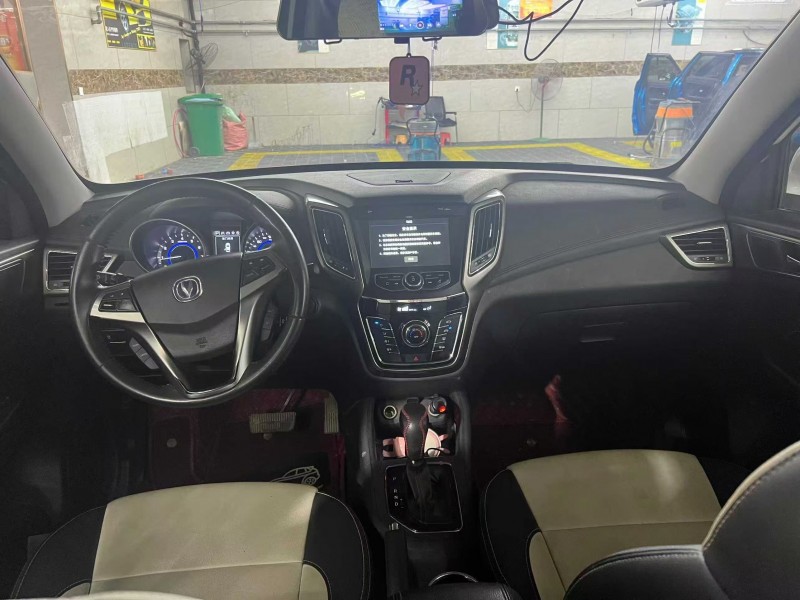 廊坊17年长安汽车CS356