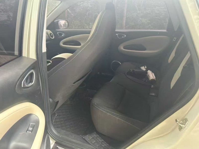 廊坊23年五菱汽车缤果4