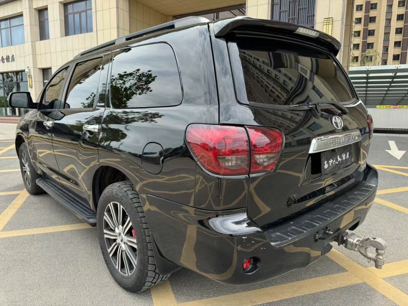 廊坊11年丰田红杉8