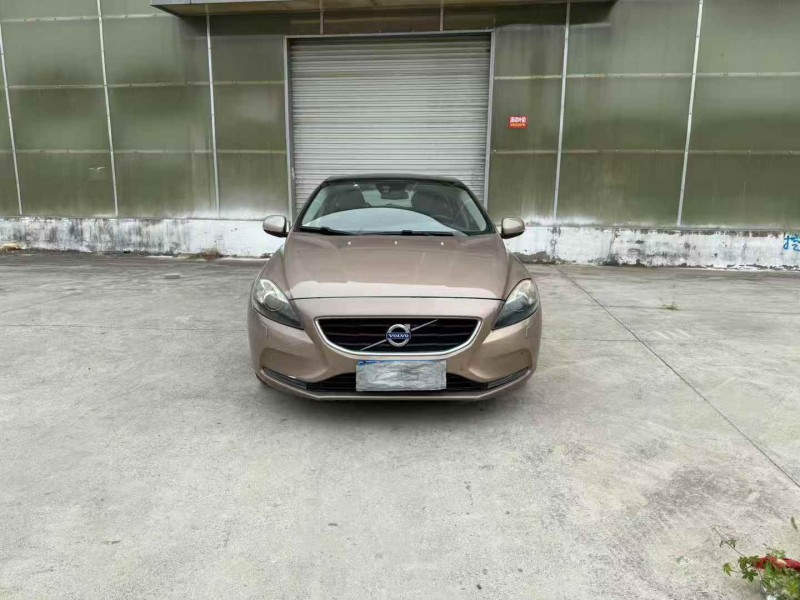 徐州15年沃尔沃V401