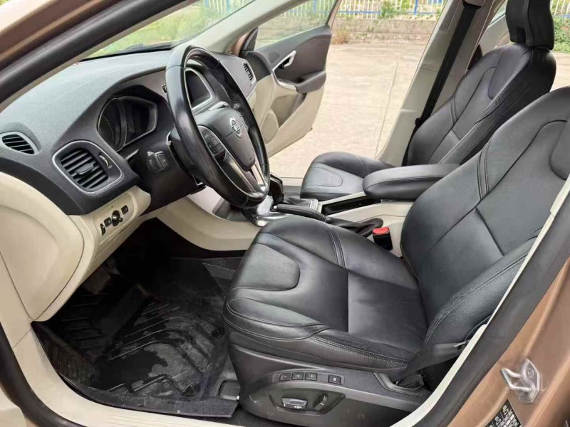 徐州15年沃尔沃V404