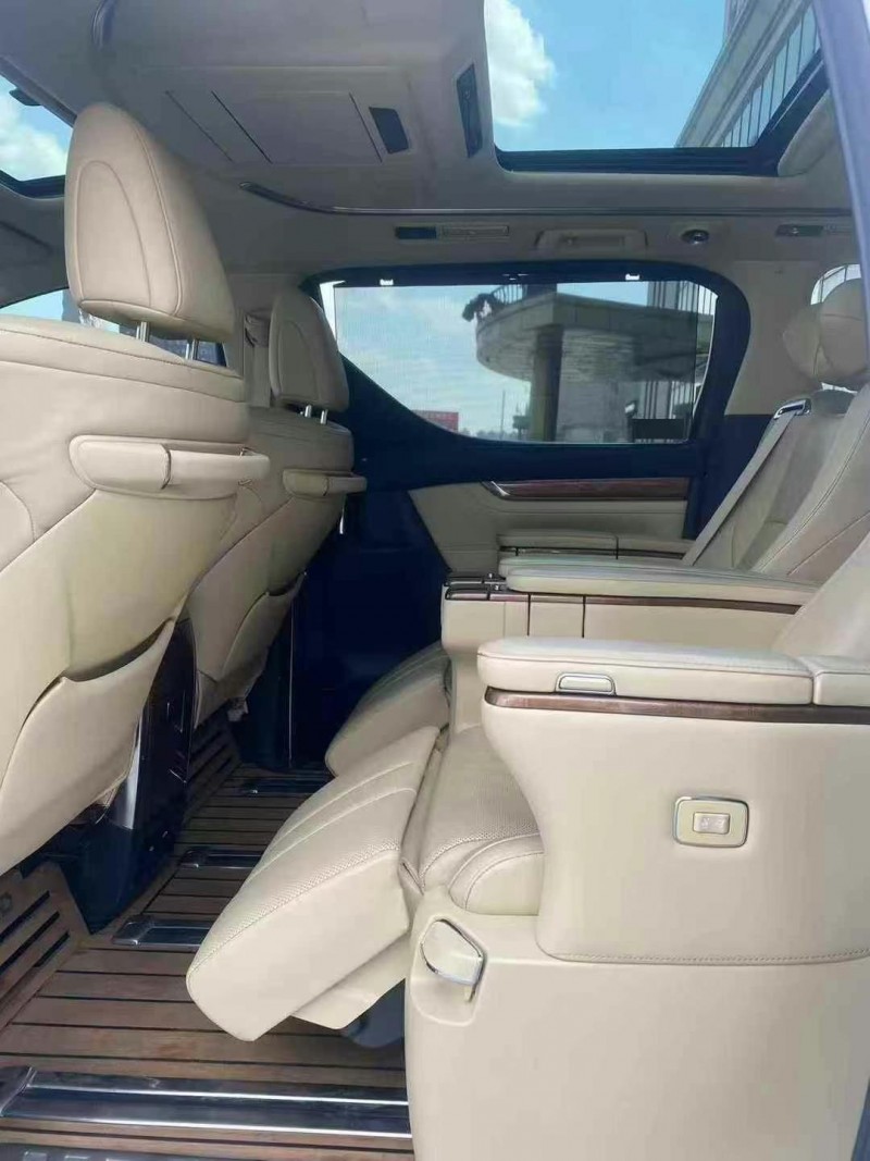 吉林17年丰田埃尔法7