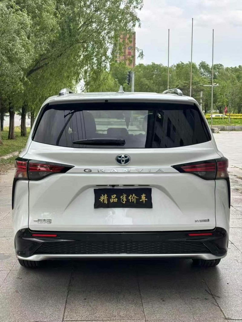 吉林23年丰田格瑞维亚3