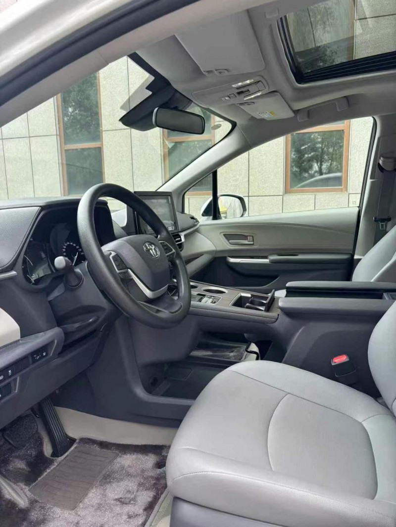 吉林23年丰田格瑞维亚9