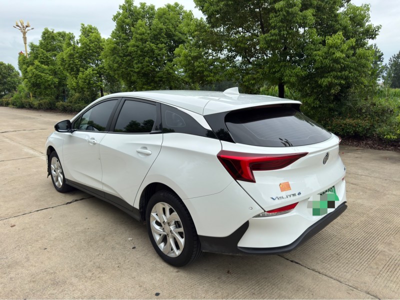 盐城23年别克微蓝5