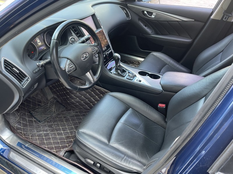 济宁17年英菲尼迪Q50L6