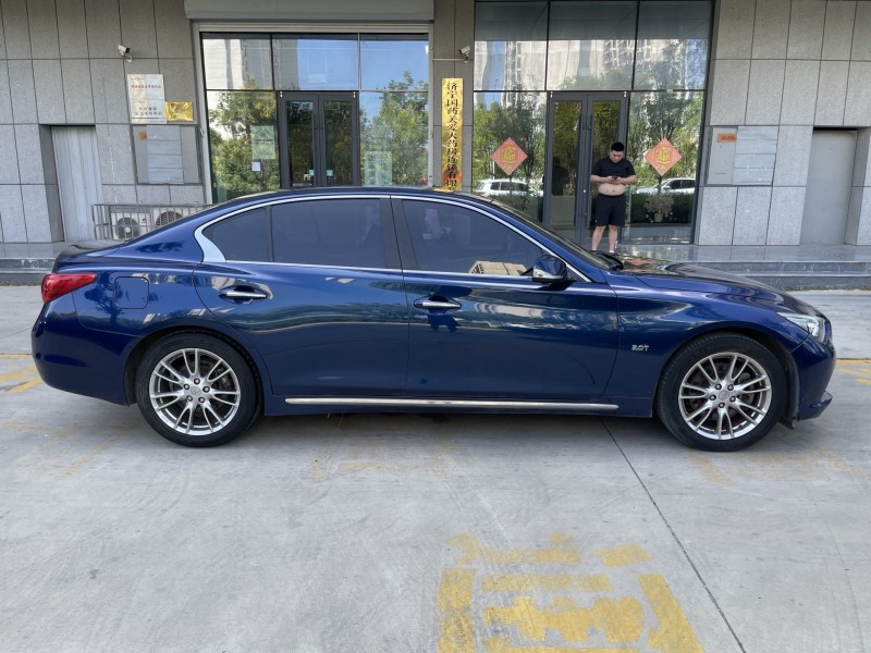 济宁17年英菲尼迪Q50L7