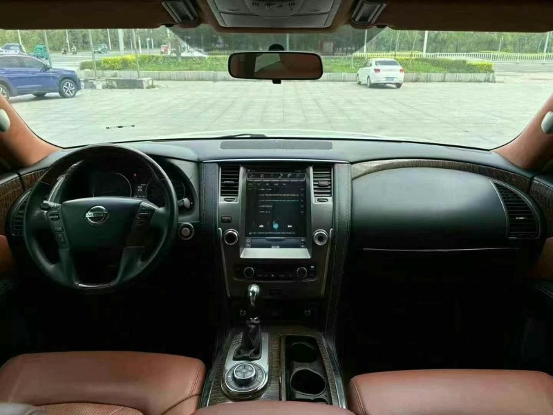 吉林18年日产途乐6