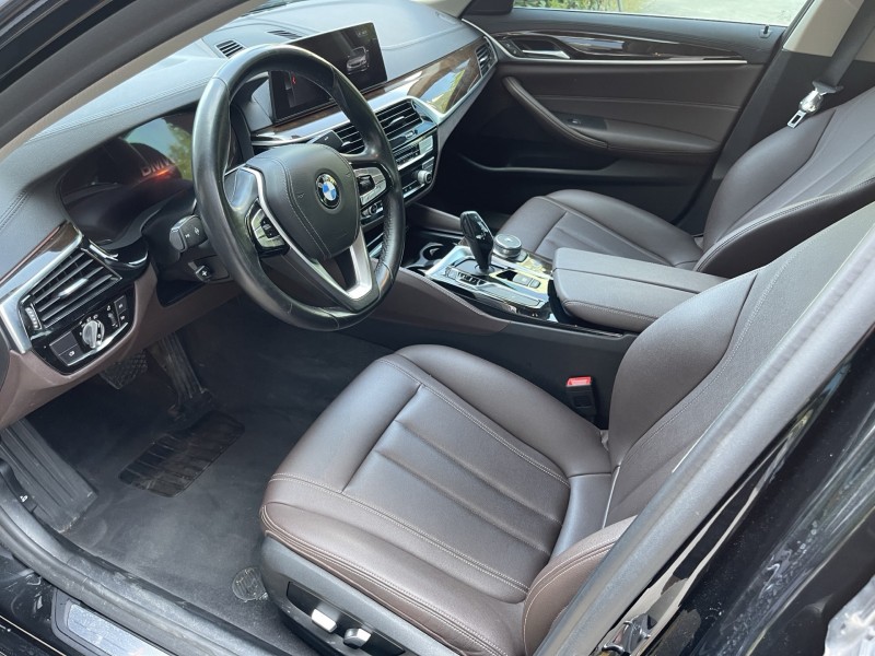 济宁19年宝马5系5