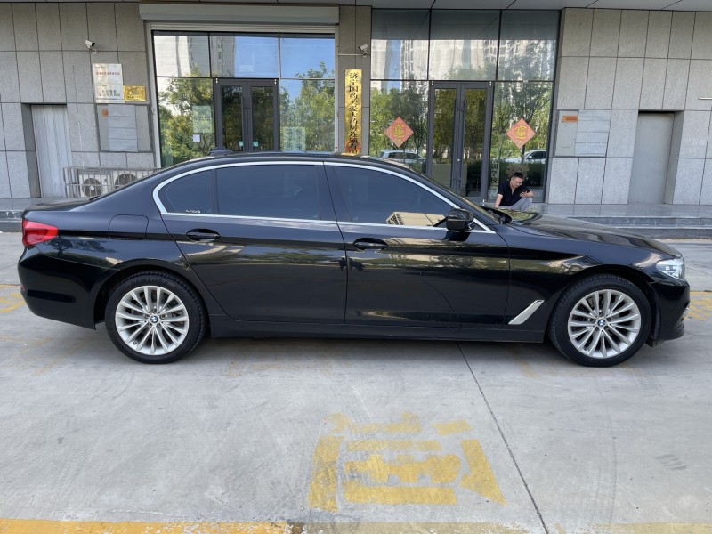 济宁19年宝马5系7