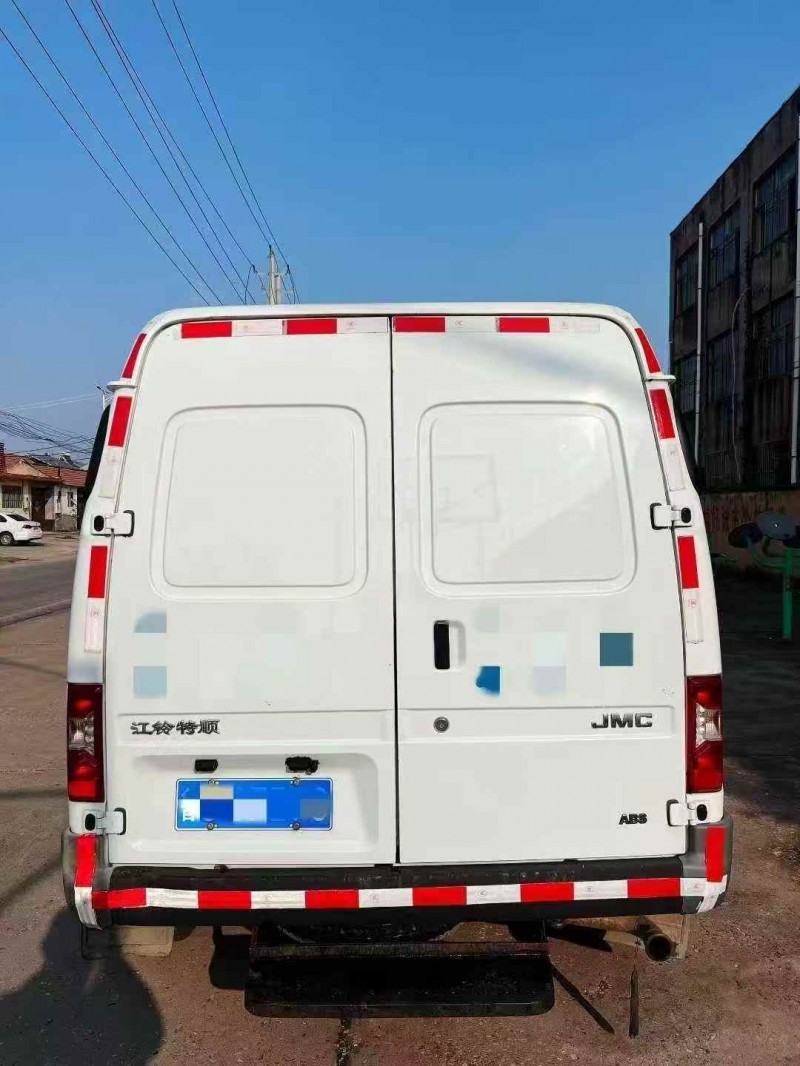 威海19年江铃特顺9