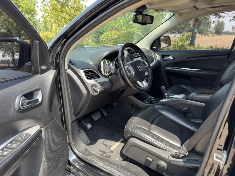 盐城16年道奇酷威6