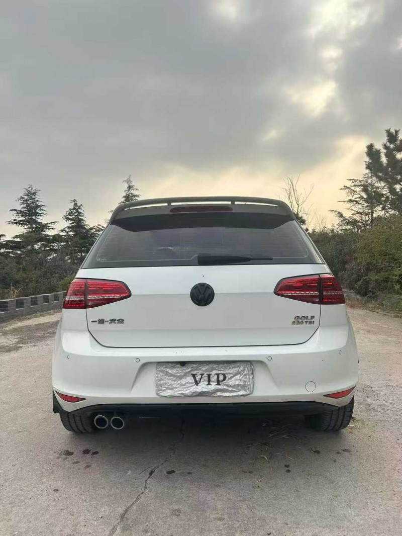 青岛16年大众高尔夫5