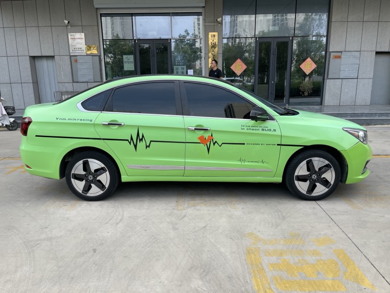 济宁21年东风风神8