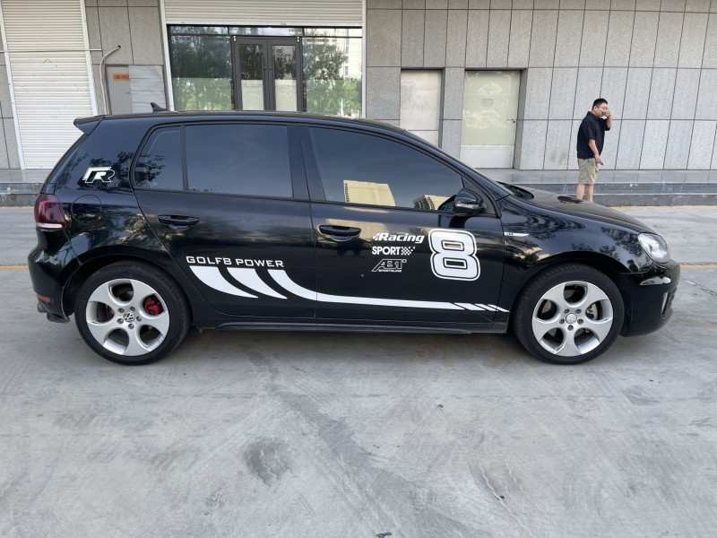 济宁14年大众高尔夫8