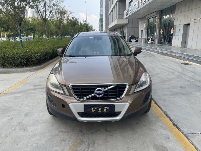 济宁11年沃尔沃XC601