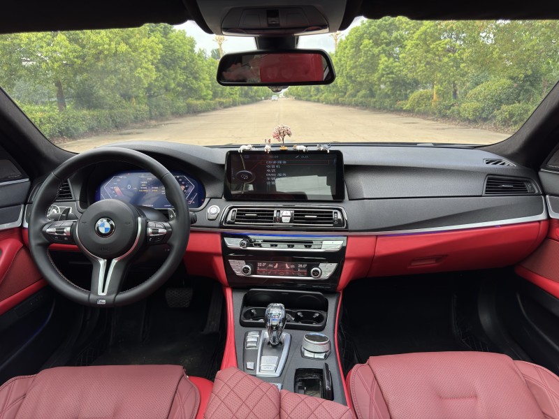 盐城12年宝马5系8