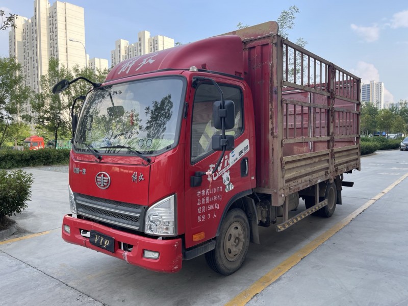 济宁19年解放解放卡车2