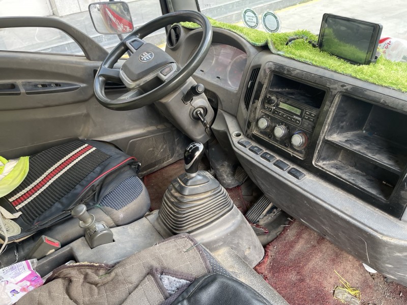 济宁19年解放解放卡车6