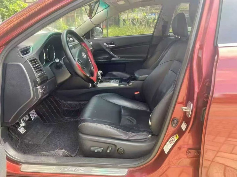 海口12年丰田锐志4