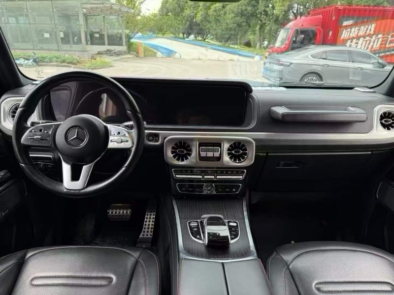 台州19年奔驰G8