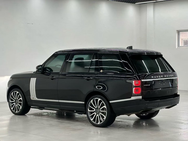 唐山19年路虎揽胜行政8