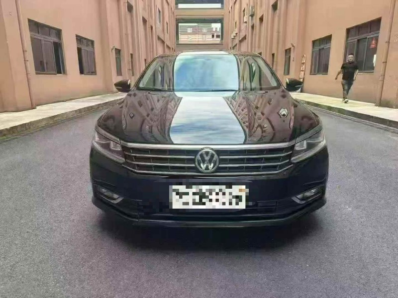 重庆16年大众帕萨特1