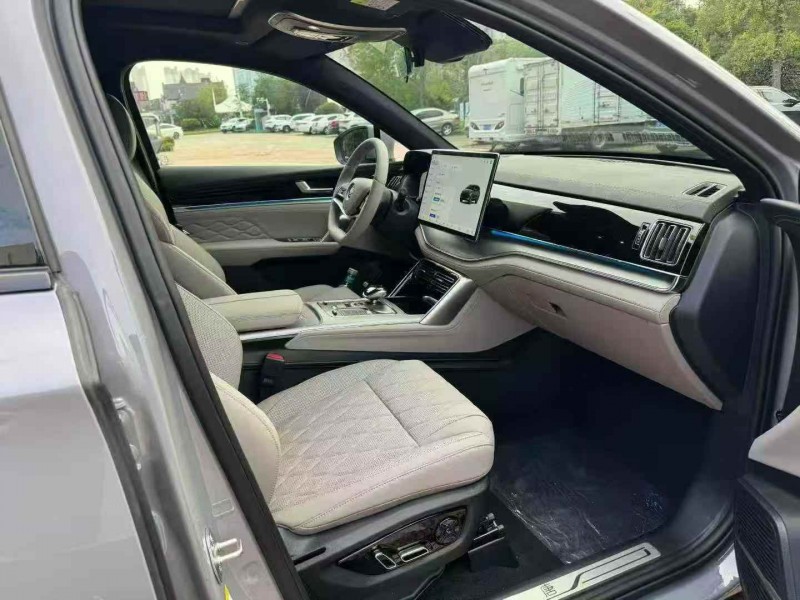 秦皇岛25年比亚迪唐2