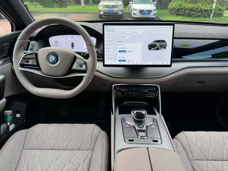 秦皇岛25年比亚迪唐3