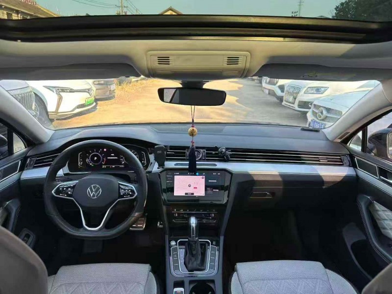 岳阳23年大众迈腾4