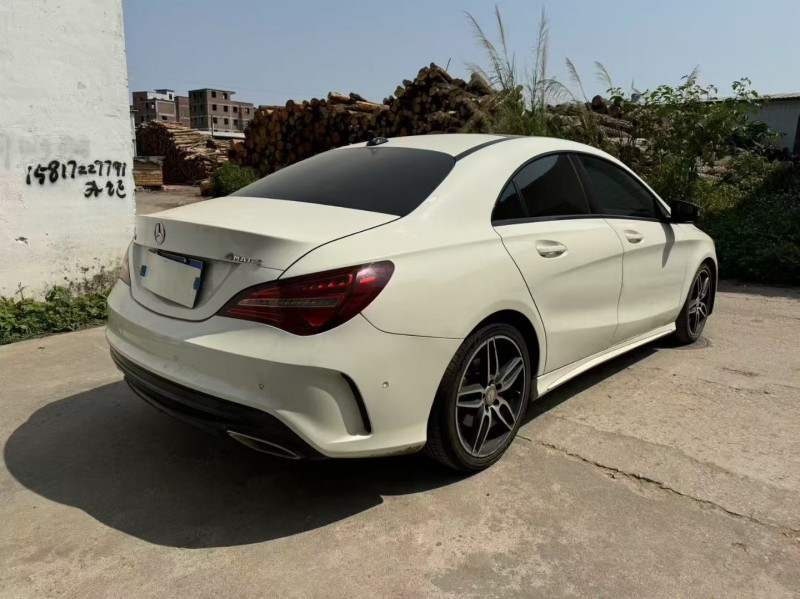 广州17年奔驰CLA7