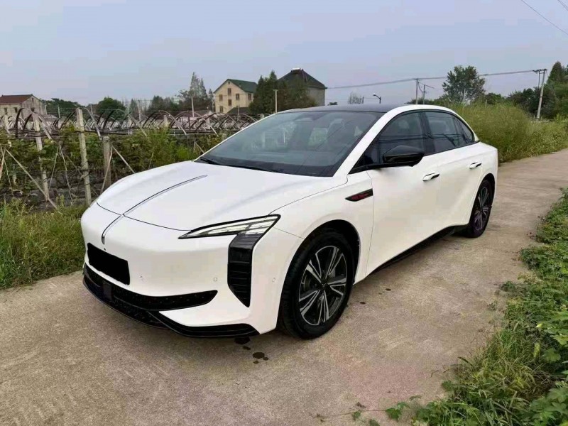 宁波25年红旗EH72