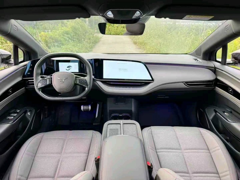 宁波25年红旗EH75