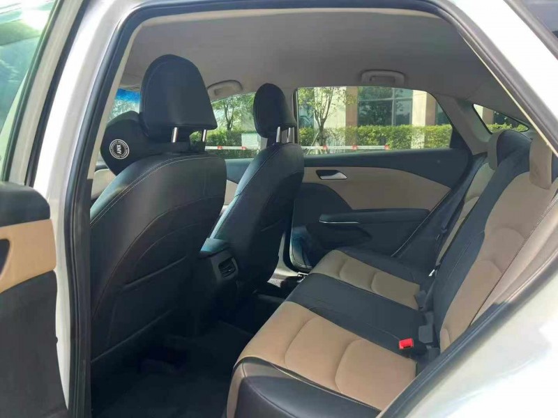 广州20年雪佛兰科鲁泽8