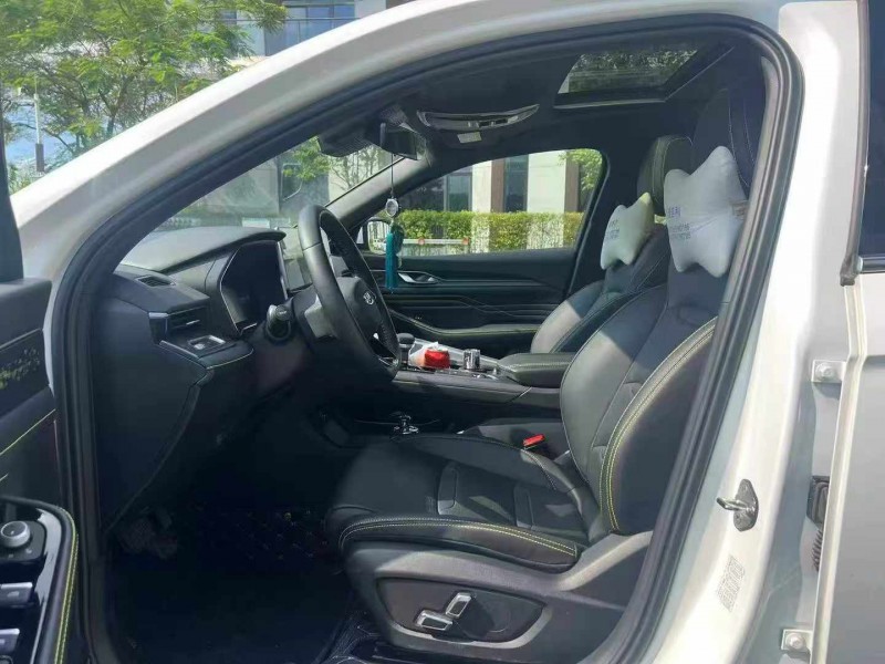 广州24年吉利星瑞9