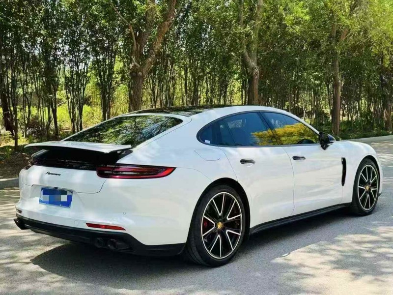 东营20年保时捷帕拉梅拉4
