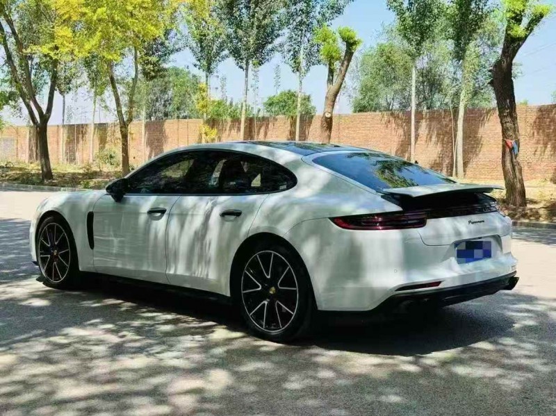 东营20年保时捷帕拉梅拉9