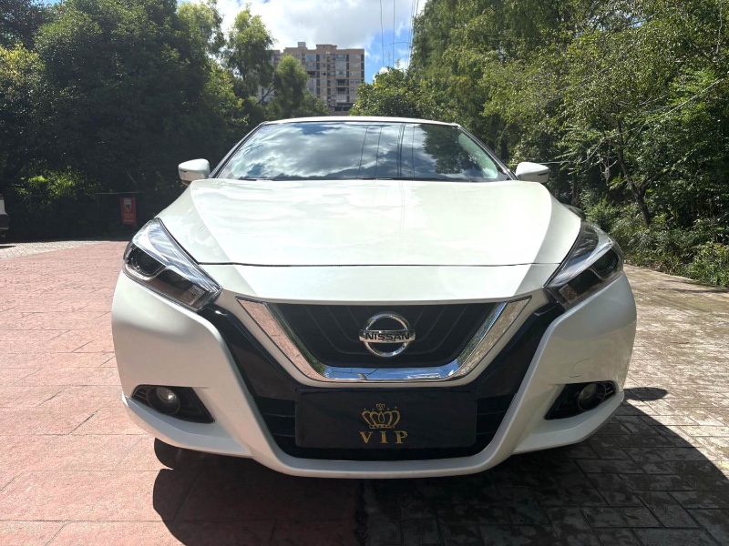 阿克苏19年日产蓝鸟1