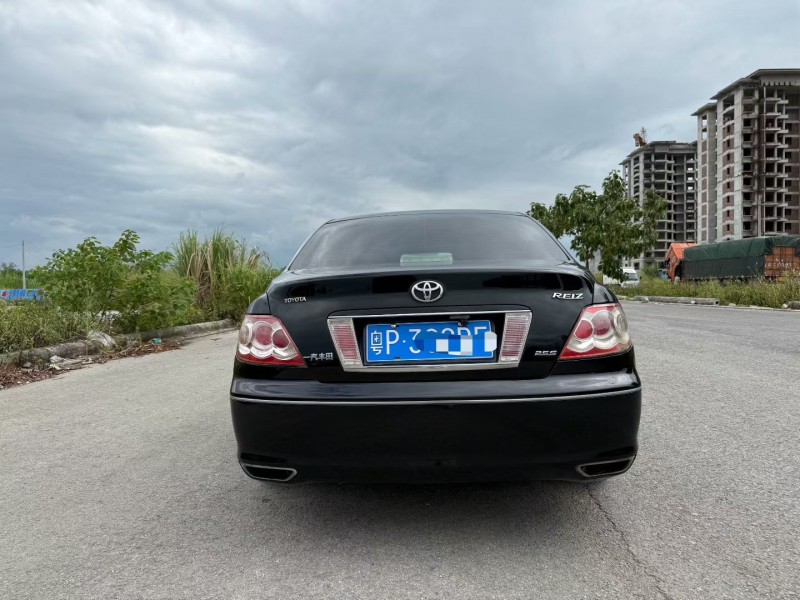 柳州10年丰田锐志5