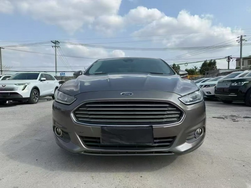 南宁16年福特蒙迪欧1