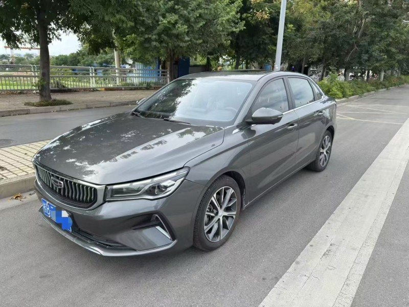 柳州22年吉利帝豪2