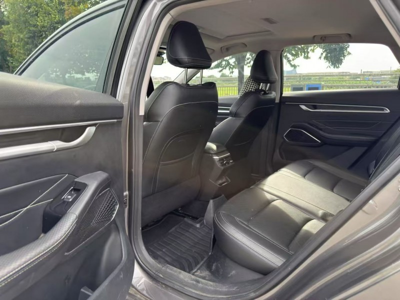 柳州22年吉利帝豪7