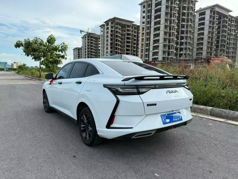 柳州25年东风奕炫5