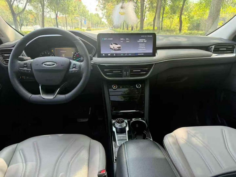 张家界23年福特锐际4